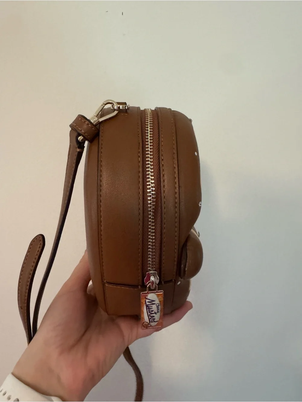 kate spade Brown & Cream Pretzel-Shaped Crossbody Bag with Mustard Packet Zipper - Picture 4 of 17